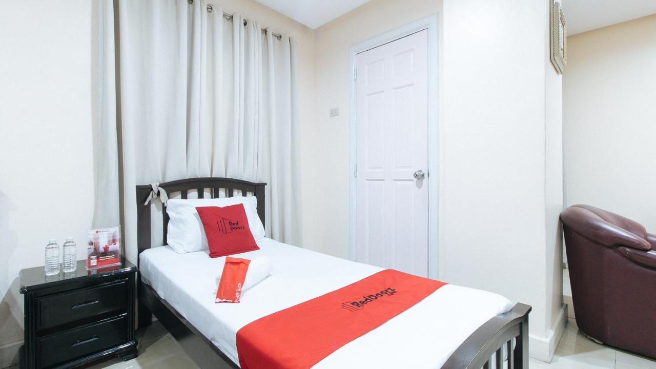 Reddoorz Plus @ Better Living Paranaque Paranaque City Exteriér fotografie