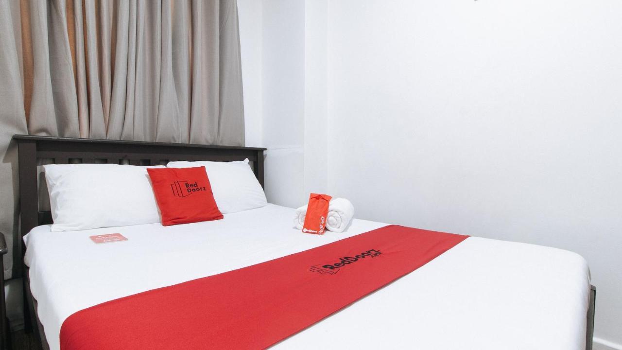Reddoorz Plus @ Better Living Paranaque Paranaque City Exteriér fotografie