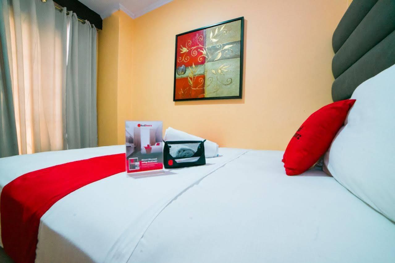Reddoorz Plus @ Better Living Paranaque Paranaque City Exteriér fotografie